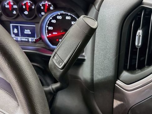 Used 2023 Chevrolet Silverado 1500 Custom Trail Boss w/ LPO, Dark Essentials Package AWD/4WD image 17