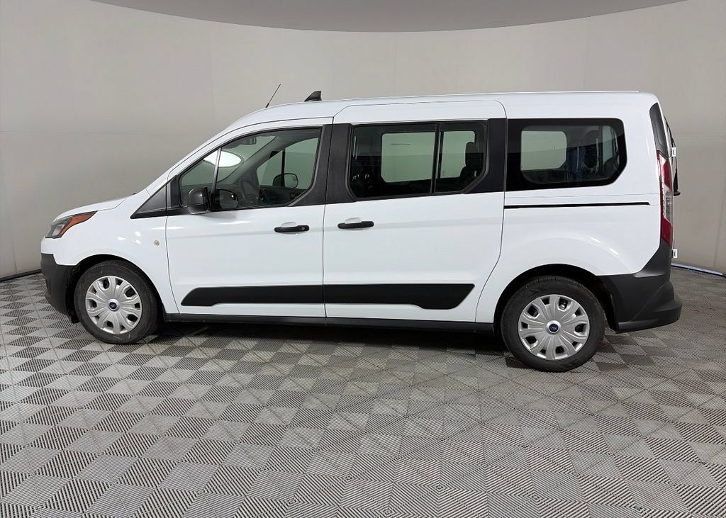 Used 2022 Ford Transit Connect XL FWD image 4