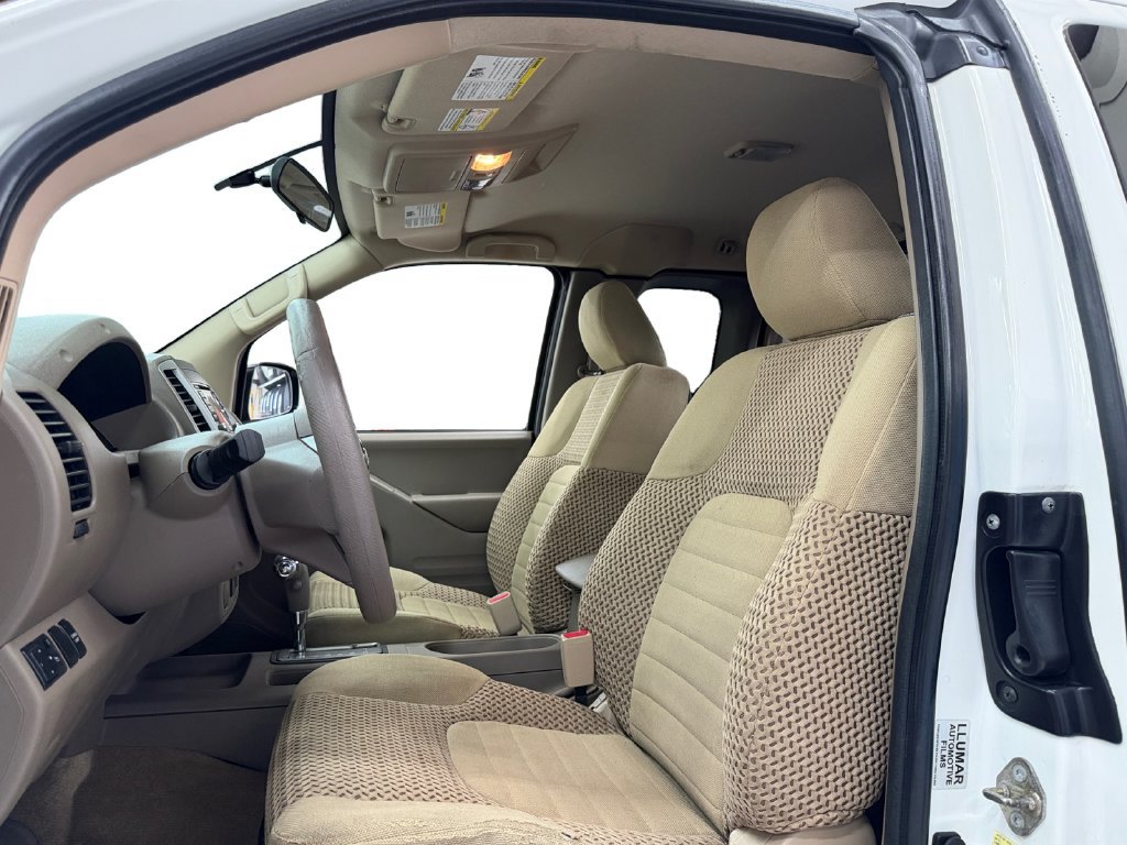 Used 2017 Nissan Frontier SV RWD image 10
