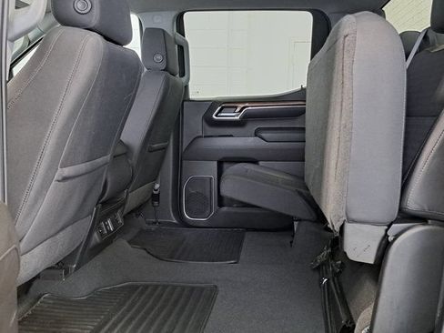 Used 2022 Chevrolet Silverado 1500 LT AWD/4WD image 26