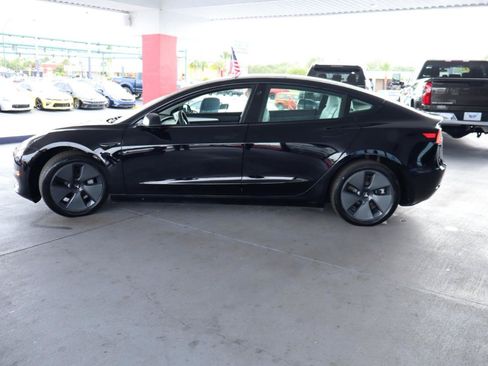Used 2022 Tesla Model 3 RWD image 10