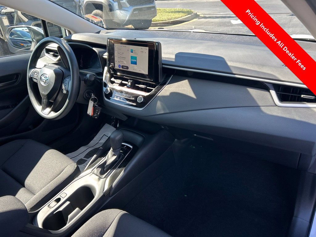 Used 2026 Toyota Corolla LE FWD image 19