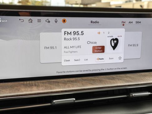 Used 2025 Genesis GV80 2.5T Select image 24