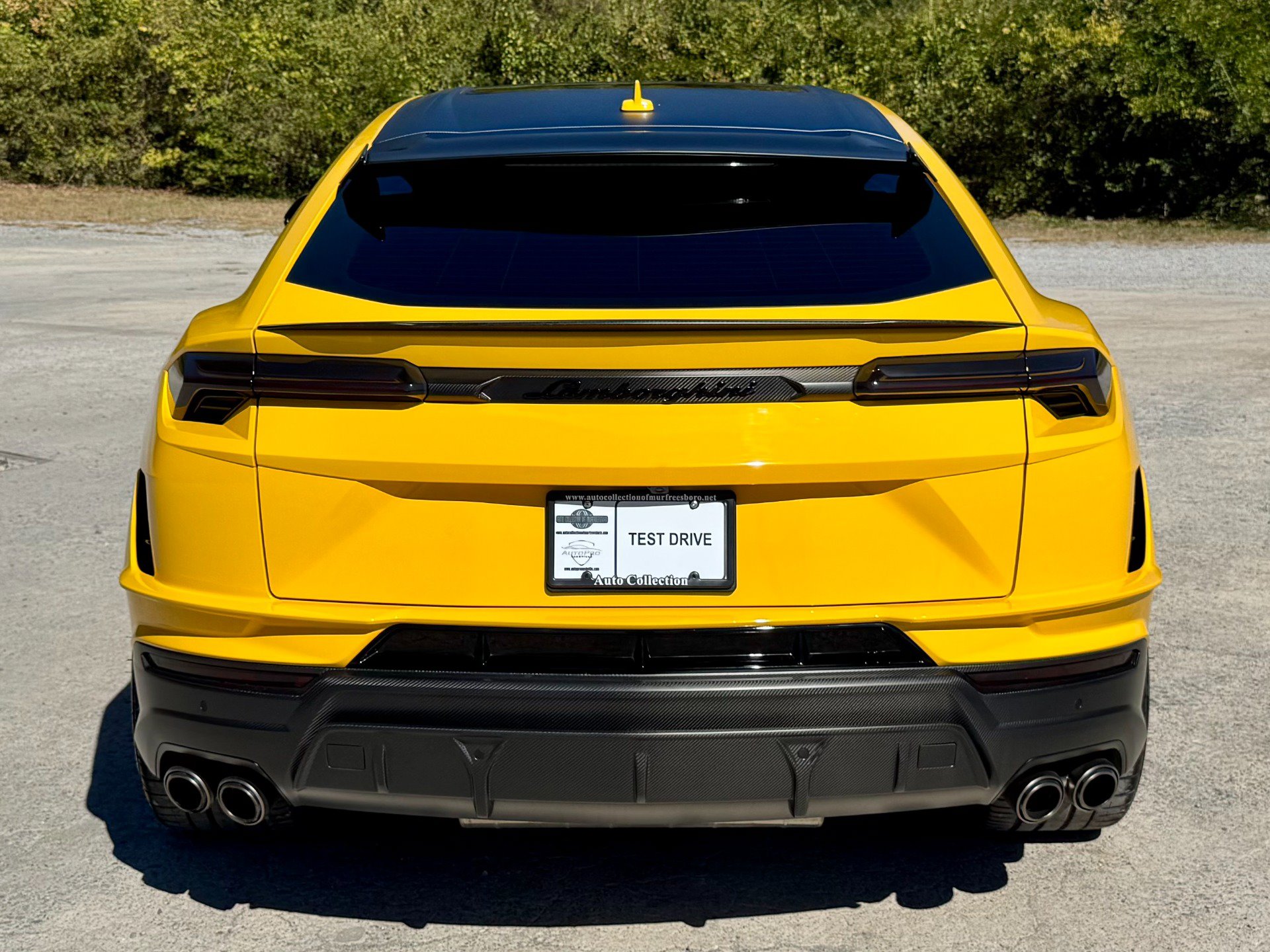 Used 2024 Lamborghini Urus Performante AWD/4WD image 6