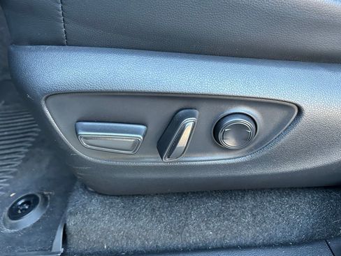 Used 2025 Toyota Land Cruiser image 16