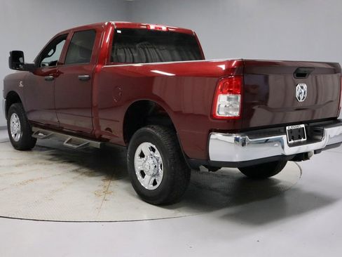 Used 2024 RAM 2500 Tradesman w/ Chrome Appearance Group AWD/4WD image 8