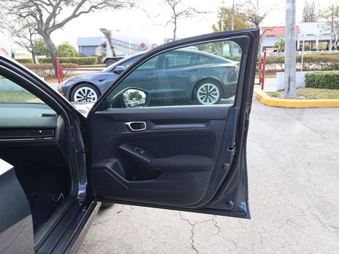 Used 2023 Honda Civic Sport image 20