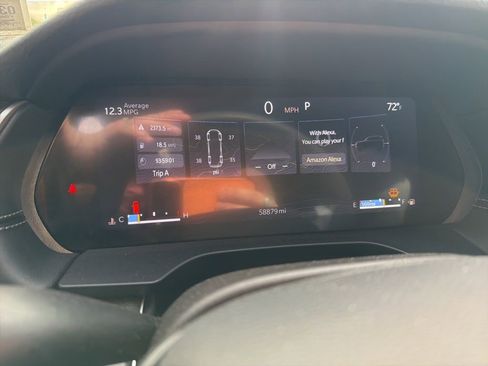 Used 2024 Jeep Grand Cherokee L Limited w/ Luxury Tech Group II image 18