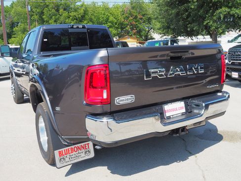 New 2026 RAM 3500 Longhorn image 9