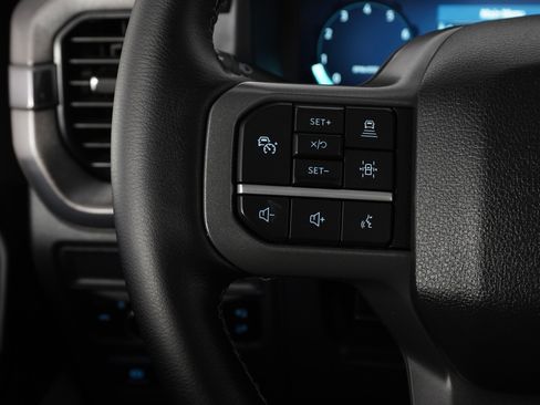 Used 2025 Ford F150 Lariat w/ Equipment Group 502A High image 22