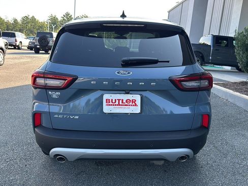 New 2025 Ford Escape Active w/ Active Premium Tech Pack FWD image 4