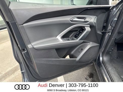 Used 2025 Audi Q5 Premium w/ Convenience Package AWD/4WD image 7