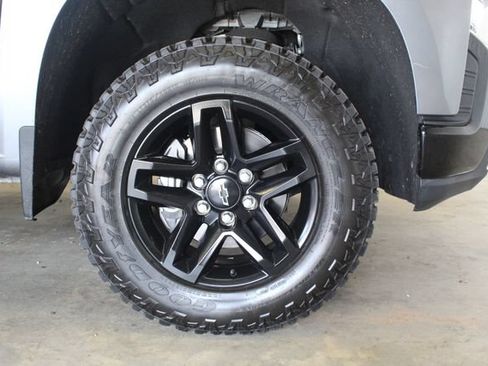 Used 2021 Chevrolet Silverado 1500 LT Trail Boss w/ Bed Protection Package AWD/4WD image 23