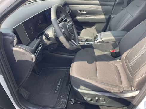 Used 2026 Hyundai Tucson SEL FWD image 12