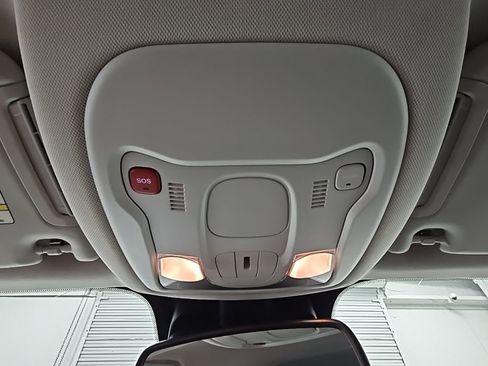 Used 2023 Jeep Renegade Trailhawk w/ Trailhawk Elite Group image 22