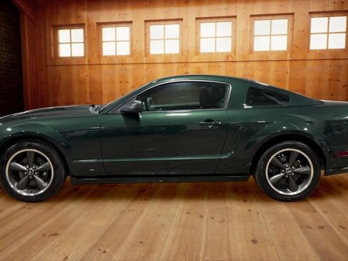 Used 2009 Ford Mustang GT Premium image 14