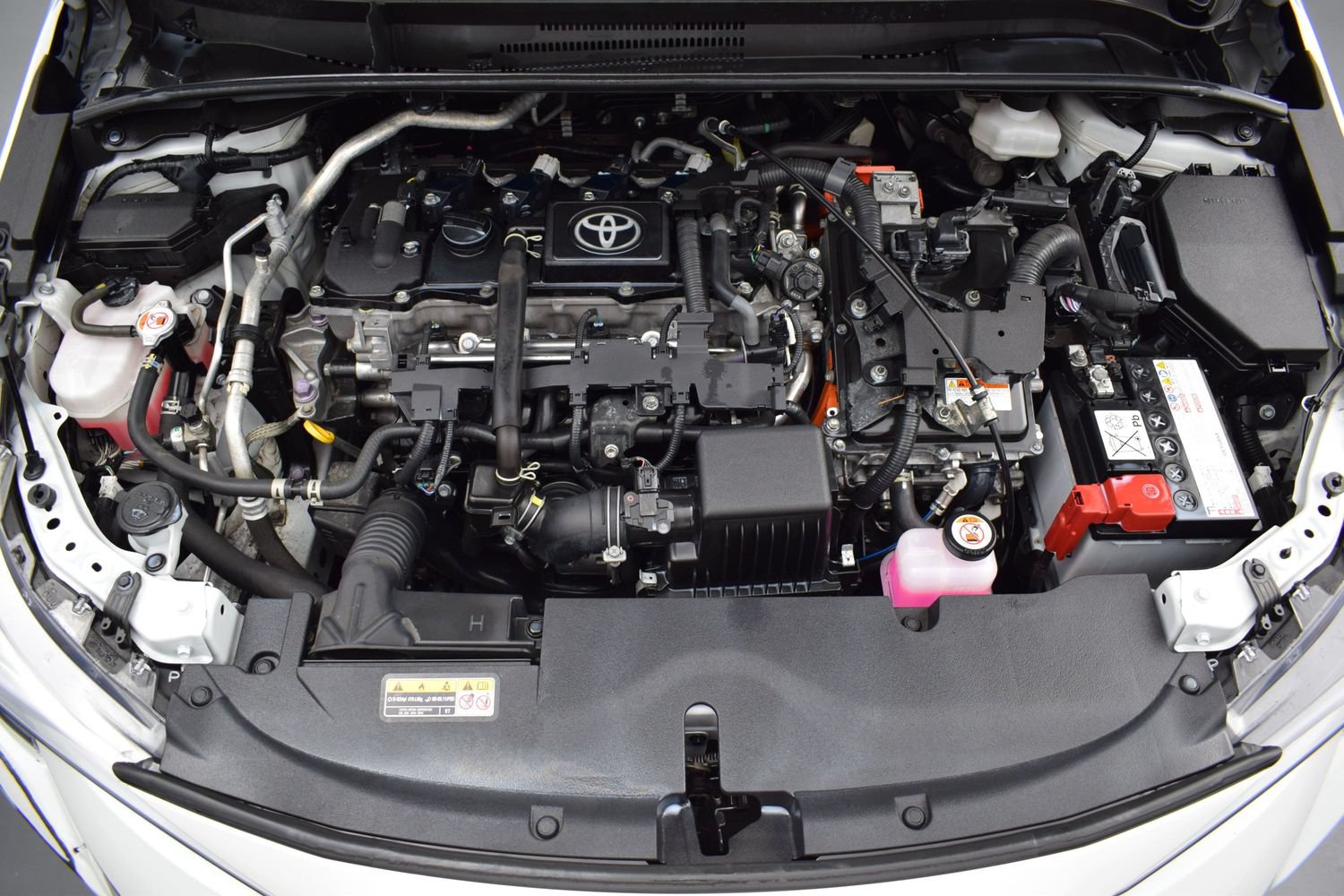 Used 2025 Toyota Corolla LE FWD image 9