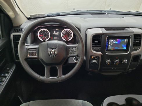 Used 2016 RAM 1500 Express RWD image 22