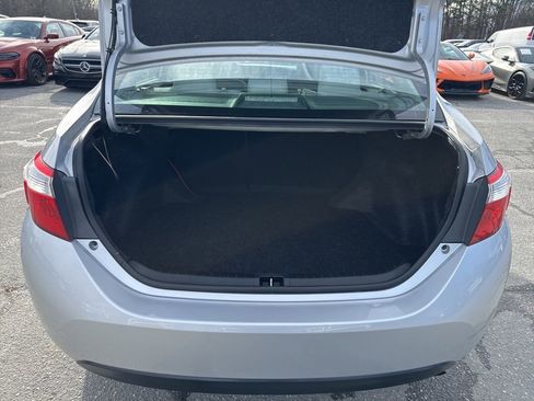 Used 2014 Toyota Corolla LE image 23