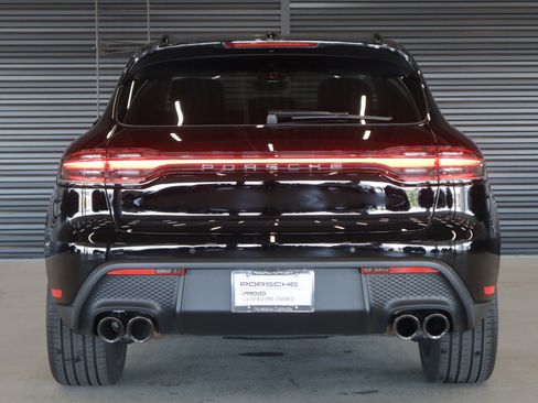 Certified 2026 Porsche Macan AWD/4WD image 9