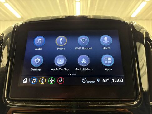 Used 2022 Chevrolet Traverse LT FWD image 75