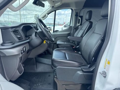 Used 2023 Ford Transit 250 Low Roof image 9