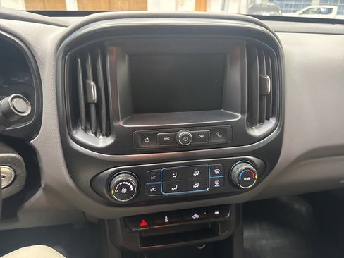 Used 2020 GMC Canyon 2WD Crew Cab w/ Convenience Package image 5