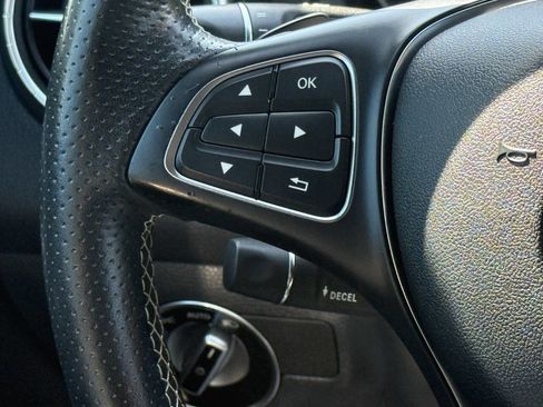 Used 2018 Mercedes-Benz CLA 250 image 18