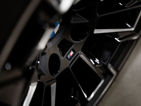 Used 2025 BMW M5 Touring image 8