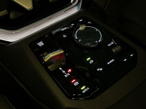 New 2025 BMW X3 xDrive30i w/ Convenience Package image 20