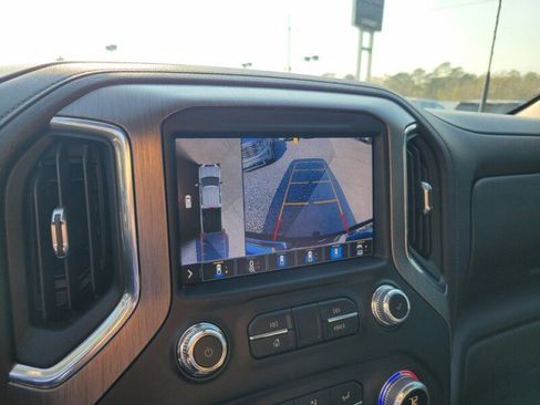 Used 2022 GMC Sierra 2500 Denali image 21