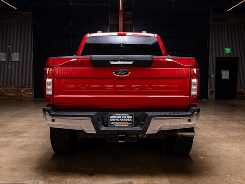 Used 2021 Ford F250 XLT w/ XLT Premium Package image 8