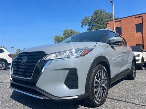 Used 2021 Nissan Kicks SV FWD image 20