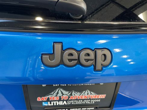 New 2026 Jeep Compass Limited image 8