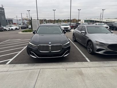 Used 2021 BMW 750i xDrive w/ Luxury Rear Seating Package