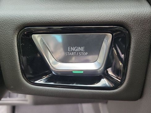 New 2026 GMC Yukon Elevation image 30