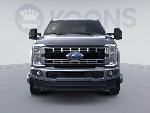 New 2026 Ford F450 XLT w/ 360-Degree Camera Package AWD/4WD image 8
