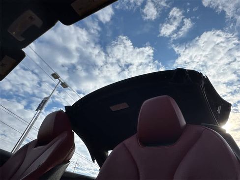 Used 2017 BMW 430i Convertible image 29