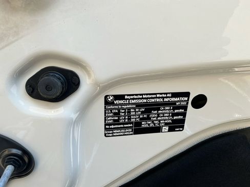 Used 2022 BMW 530e w/ M Sport Package image 24