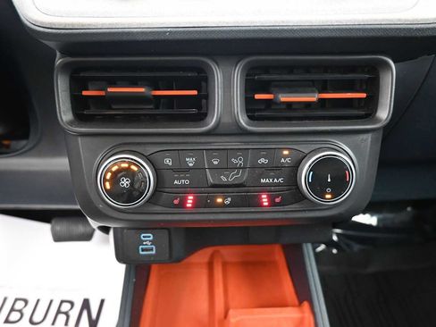 Used 2024 Ford Maverick XLT w/ XLT Luxury Package AWD/4WD image 9