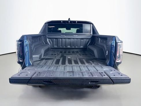 Used 2024 GMC Hummer EV 3X w/ Omega Edition AWD/4WD image 28