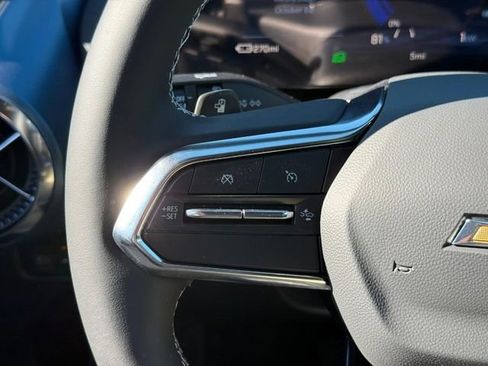 New 2026 Chevrolet Equinox EV LT image 12