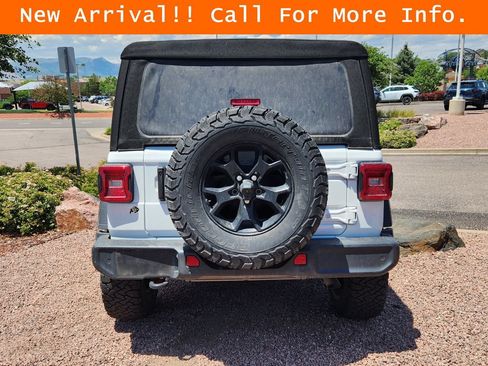 Used 2022 Jeep Wrangler Sport AWD/4WD image 6