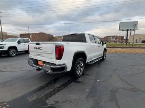 Used 2022 GMC Sierra 1500 SLT w/ SLT Premium Package image 8