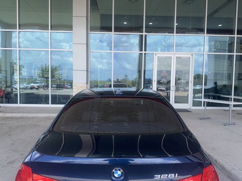 Used 2011 BMW 328i Sedan RWD image 14
