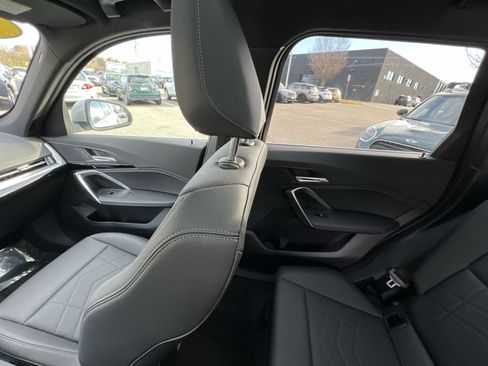 Used 2023 BMW X1 xDrive28i w/ Convenience Package AWD/4WD image 11