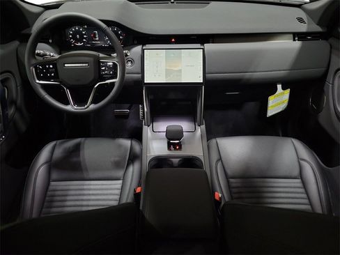 New 2025 Land Rover Discovery Sport Dynamic SE AWD/4WD image 25