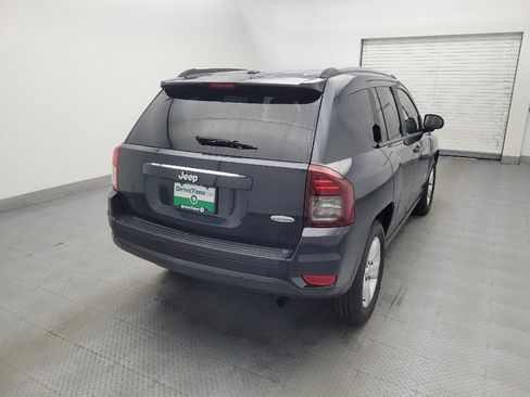 Used 2014 Jeep Compass Latitude w/ Sun/Sound Group FWD image 7
