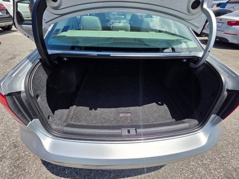 Used 2012 Volkswagen Passat 2.5 SE FWD image 13