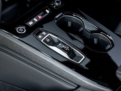 New 2025 Audi A5 2.0T Prestige image 18